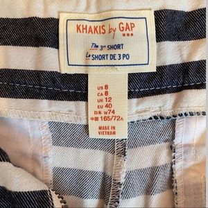 GAP Shorts - Khakis by Gap the 3rd Short SZ 8 GAP Shorts - Khakis by Gap the 3rd Short SZ 8